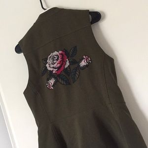Zip Up Vest with Embroidered Details NWOT